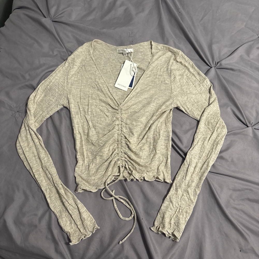 Women's Cream Ruched Long Sleeve Top